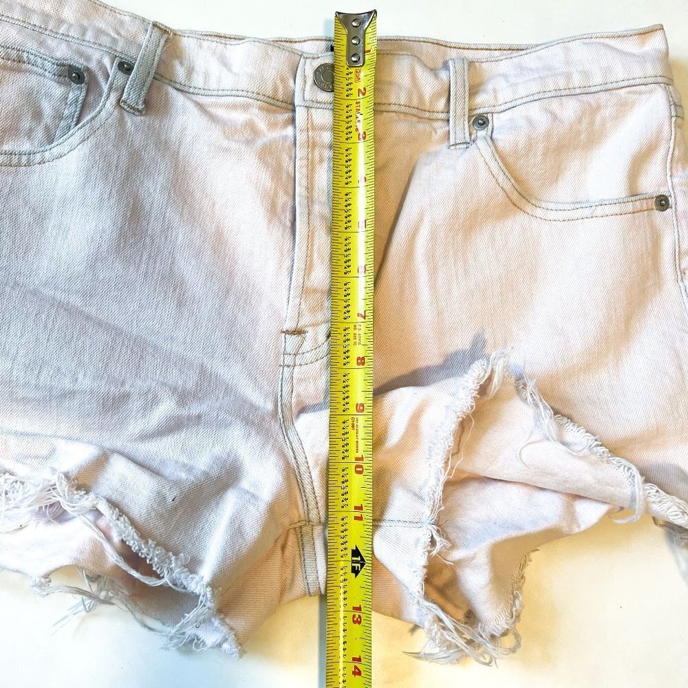GAP High Rise 3" Denim Shorts in Spring Pink.  size 31" - Picture 14 of 14